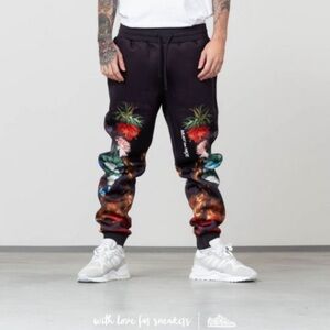 Ripndip men’s sweats size small